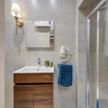 شقة Emerald Beauty - Brand New 3br In Prime Location سليمة