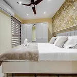 Emerald Beauty - Brand New 3br In Prime Location