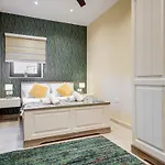 Emerald Beauty - Brand New 3br In Prime Location Lägenhet *