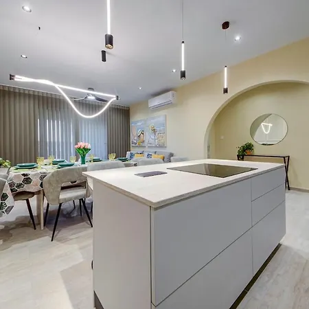 Emerald Beauty - Brand New 3br In Prime Location Apartamento *